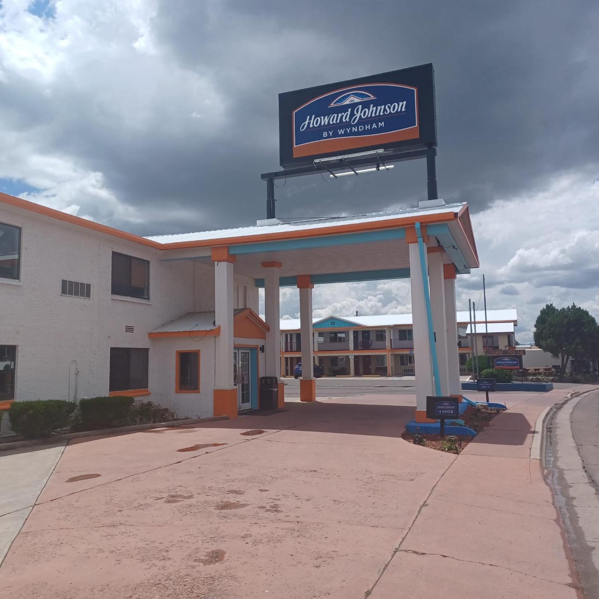 Howard Johnson By Wyndham Springerville Экстерьер фото