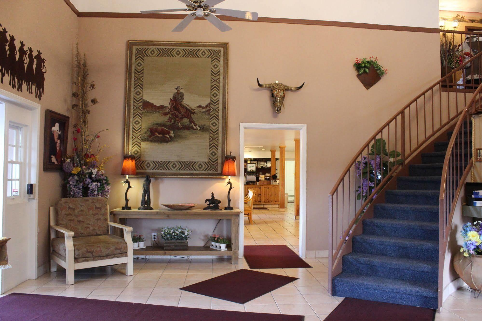 Howard Johnson By Wyndham Springerville Экстерьер фото